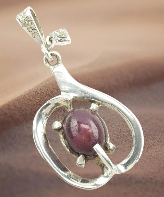 Taxco Star Sapphire Sterling Silver Pendant