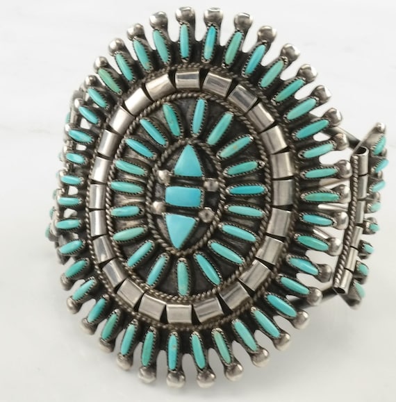 Museum Quality Vintage Zuni Needlepoint Coral Sterling Native American Jewelry Silver Bracelet Museum Quality Vintage Zuni Needlepoint Coral Sterling Native American Jewelry Silver Bracelet