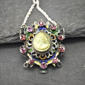 Vintage emaljpyropgranat lavasten cameo sterlingsilver flerfärgat hänge bild 8