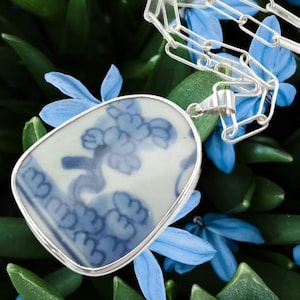 Vintage Chinese Sterling Silver Blue, White Painted Porcelain Trees Necklace