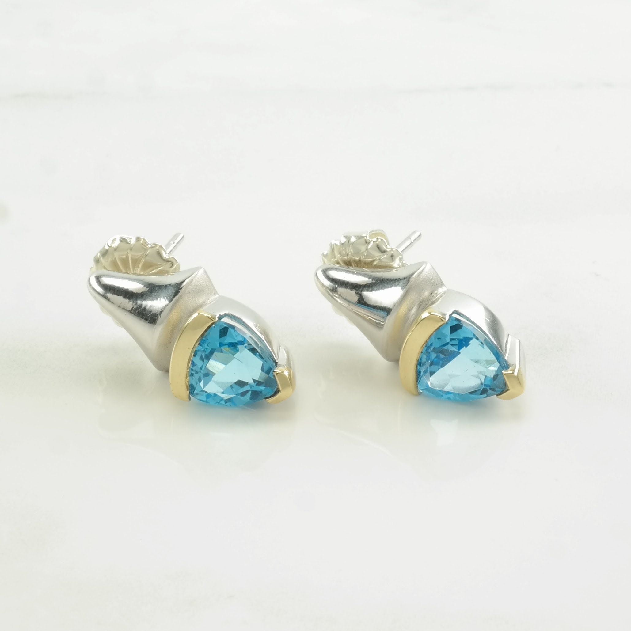 Vintage Sterling Silver Blue Topaz 18K Gold Accent Earrings Vintage Sterling Silver Blue Topaz 18K Gold Accent Earrings