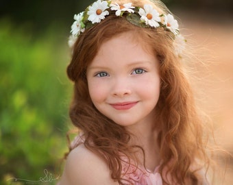 The Sandra Daisy Flower Halo