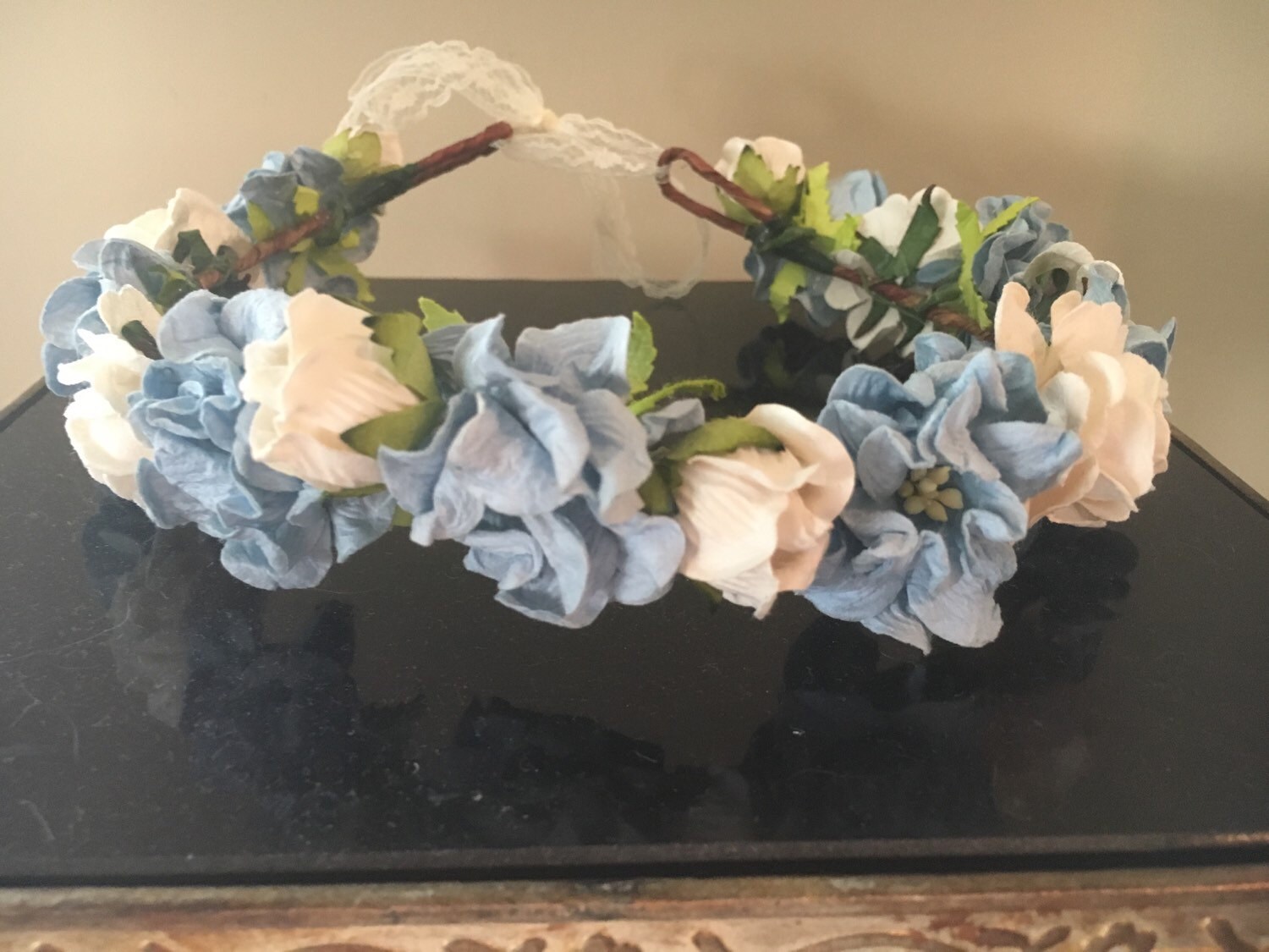 Bea West made in Japan Vintage floral flower headpiece halo piece Tiara moments of the working members of the British royal  main image 4