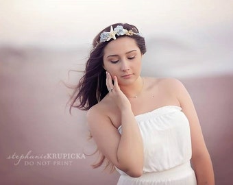 The Blue Sea Shell Halo