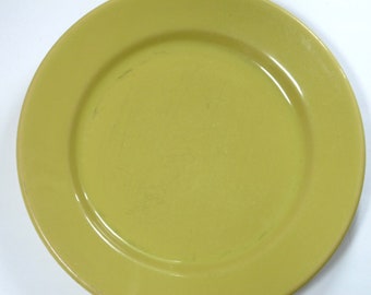 Mid Century Yellow Ceramic Plate California pottery salad plate 9 1/2" Vintage Wallace China Restaurant Plate Bauer Stoneware