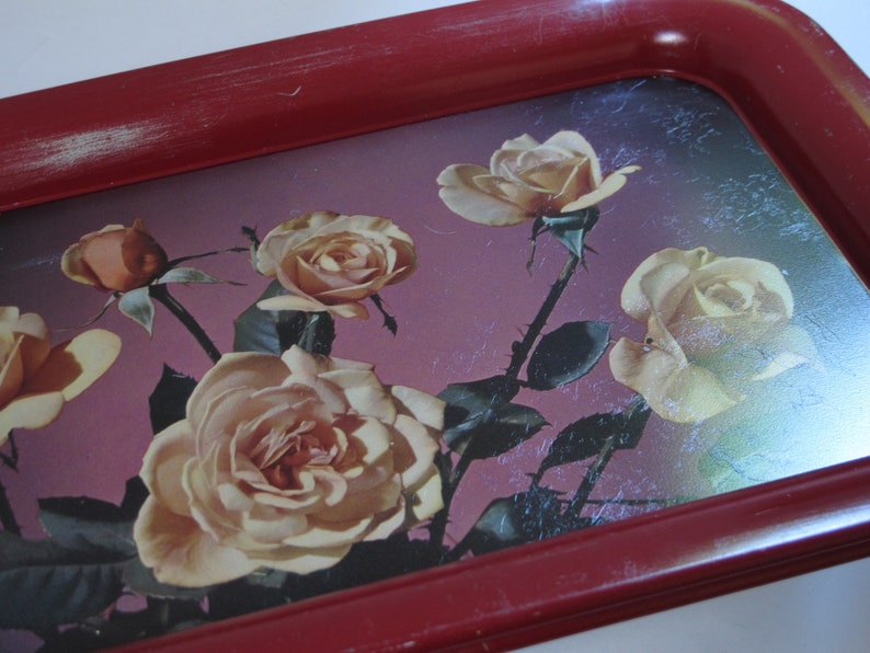 Set/2 Shabby Chic Metal Trays with Roses Country Cottage Decor Tin Metal Tray Roses Motif Wall Decor 1940s Serving Tray Display Tray image 10