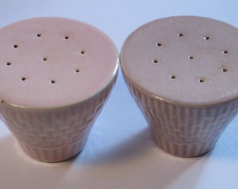 Pink Mauve Ceramic Salt and Pepper  shakers California pottery salt and pepper Mid Century Purple Pastel Russell Poole Russell Wright
