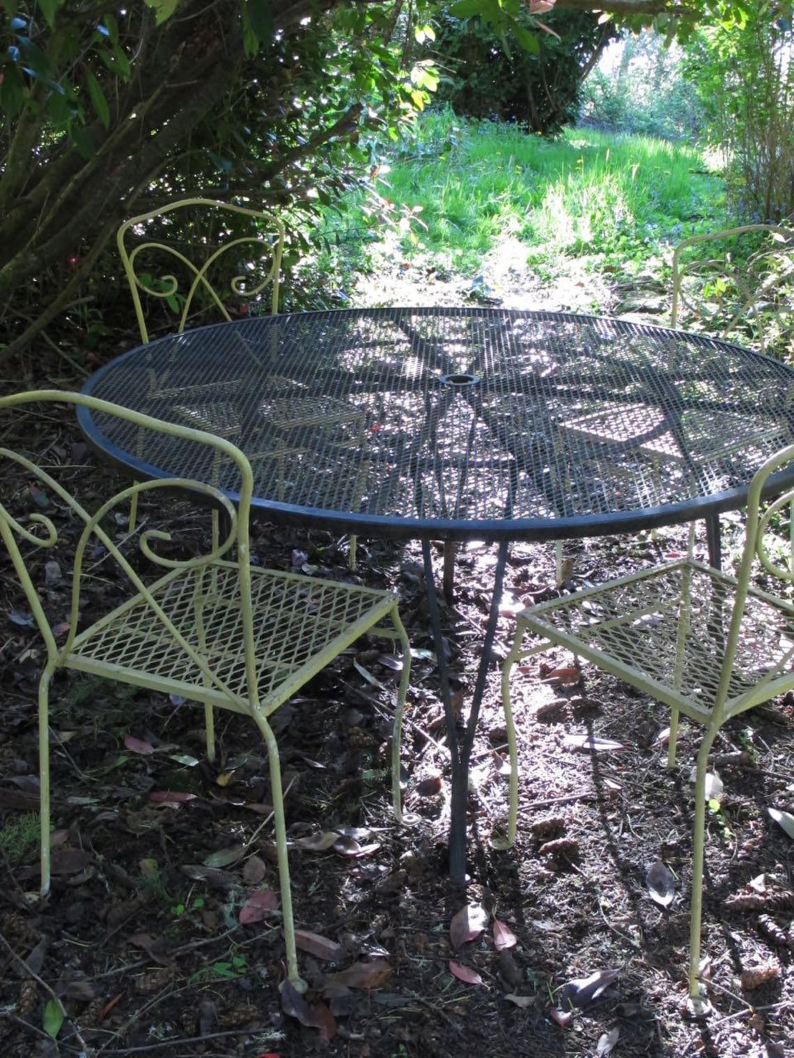 Vintage Patio Set Wire Mesh Outdoor Dining Table and Chairs Etsy
