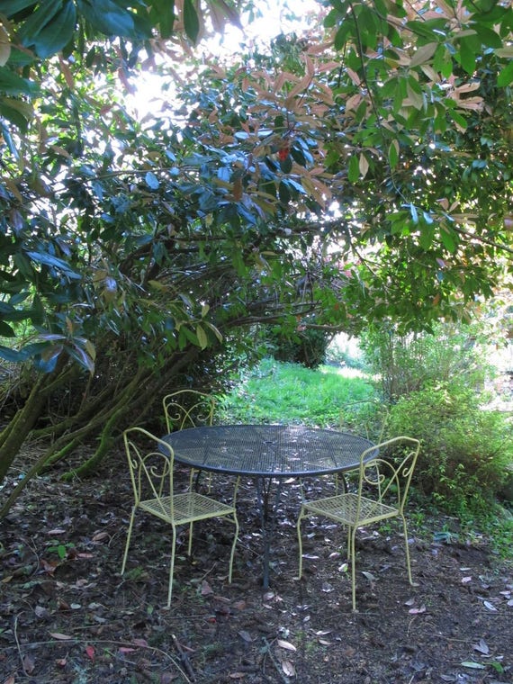Metal mesh 2024 patio set