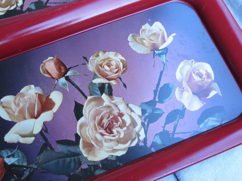 Set/2 Shabby Chic Metal Trays with Roses Country Cottage Decor Tin Metal Tray Roses Motif Wall Decor 1940s Serving Tray Display Tray image 8