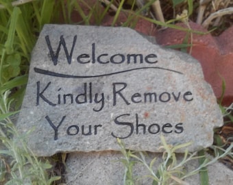 Engraved Stones,Kindly Remove Your Shoes,remove your shoes stone,remove your shoes sign,personalized garden stone,Christmas gifts
