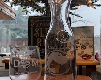 Veterinarian gift, DVM stemless wine glasses, DVM glass set for Vet Doctor, Doctor of Veterinary Medicine funny glass Gifts. Etched Glasses