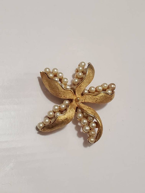 Corocraft Brooch - image 1