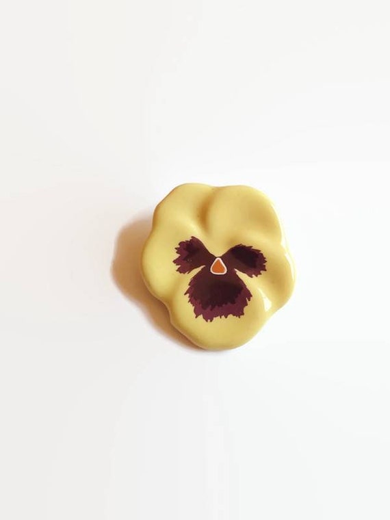 Avon Pansy Brooch - vintage ceramic purple cream … - image 1