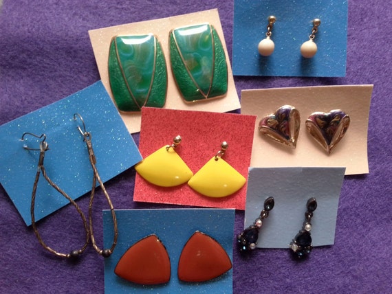 7 Pairs Multicolored Vintage Pierced Earrings - image 2