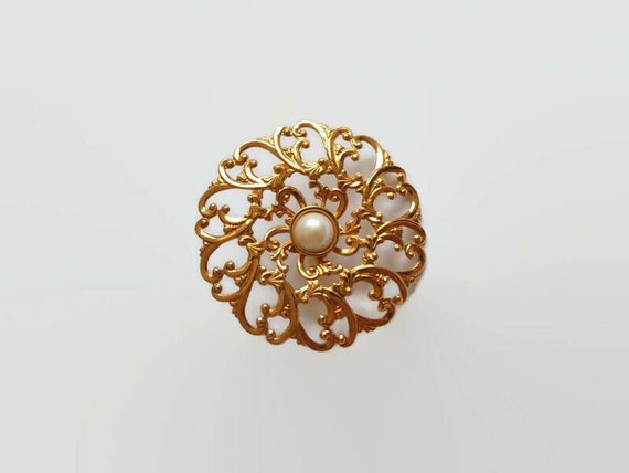 Golden and Pearl Brooch - vintage circular pin - image 1