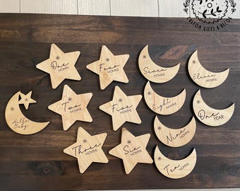 Baby Milestone Set, Star & Moon Monthly Markers, Wooden Photo Props, Newborn Milestones, Rustic Baby Shower Gift, Nursery Keepsake