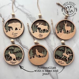 Adornos de animales de madera personalizados: alce, oso, ciervo, lobo, mono, gacela, león, canguro, cierva.