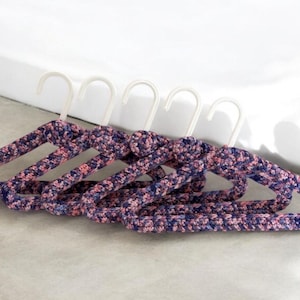 Baby clothes hangers, Crochet covered hangers, handmade, gifts for baby , clothing hanger, hanger, baby shower gift, expecting baby