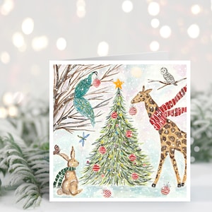 Cartão de Natal em aquarela pintado à mão, girafa, pavão, coruja da neve, coelho, cartão de Natal em aquarela, cartão sazonal