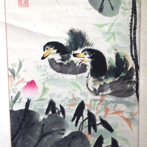 Pittura cinese su rotolo di anatre e fiori, arte cinese vintage, arte cinese da collezione