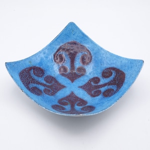 Decorative enamel wall plate, blue enamel trinket bowl, vintage wall decor