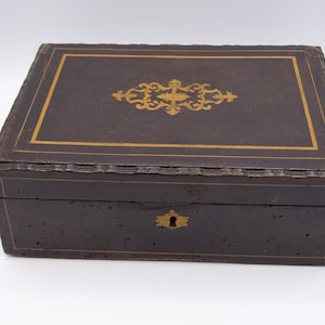 Antique marquetry wooden storage box, Dutch antique box, antique woodwork, antique carpentry, marquetry inlay