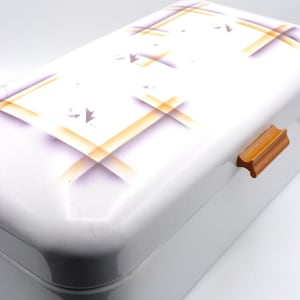 Vintage enamel bread box with an art deco style decoration, kitchen storage, vintage enamelware, vintage kitchen