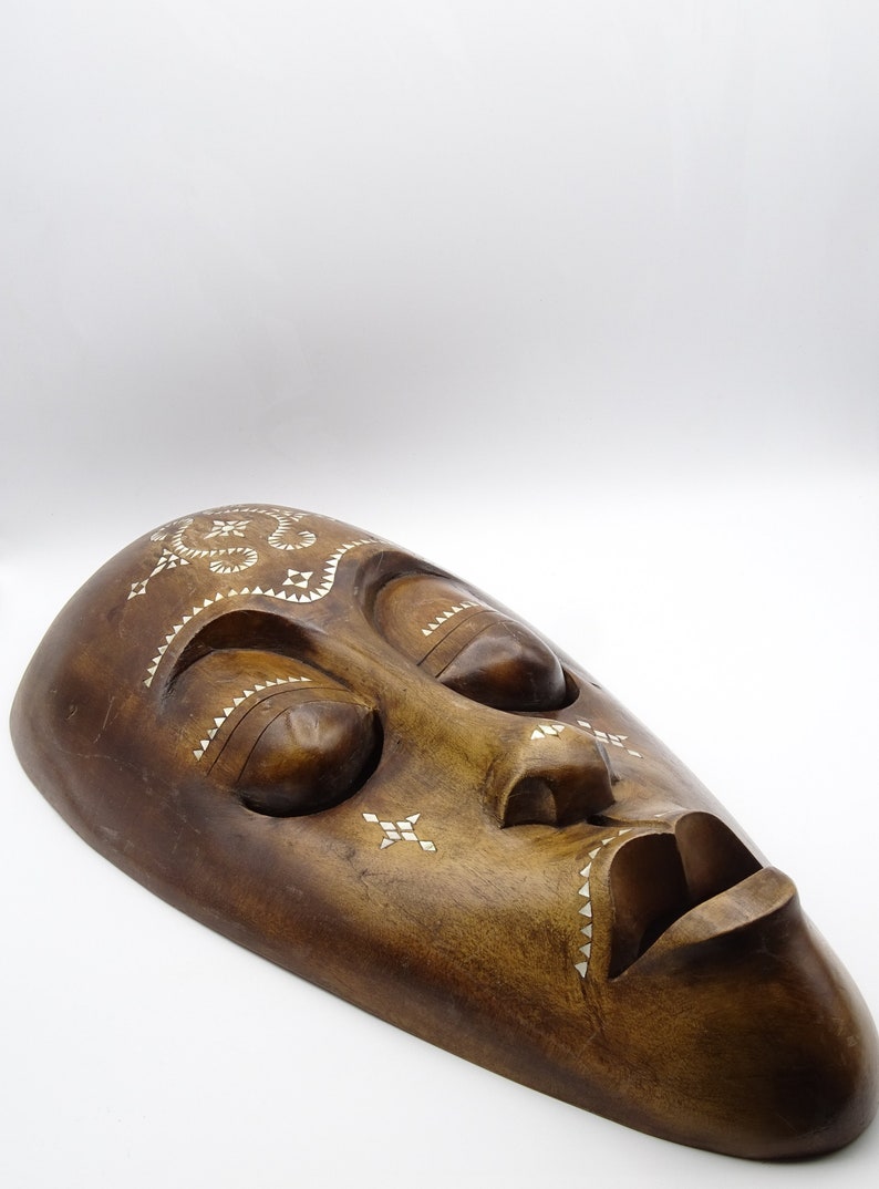 Large African Wooden Wall Mask Beautiful Wood And Inlay Home Decor Art Folk Ethnic