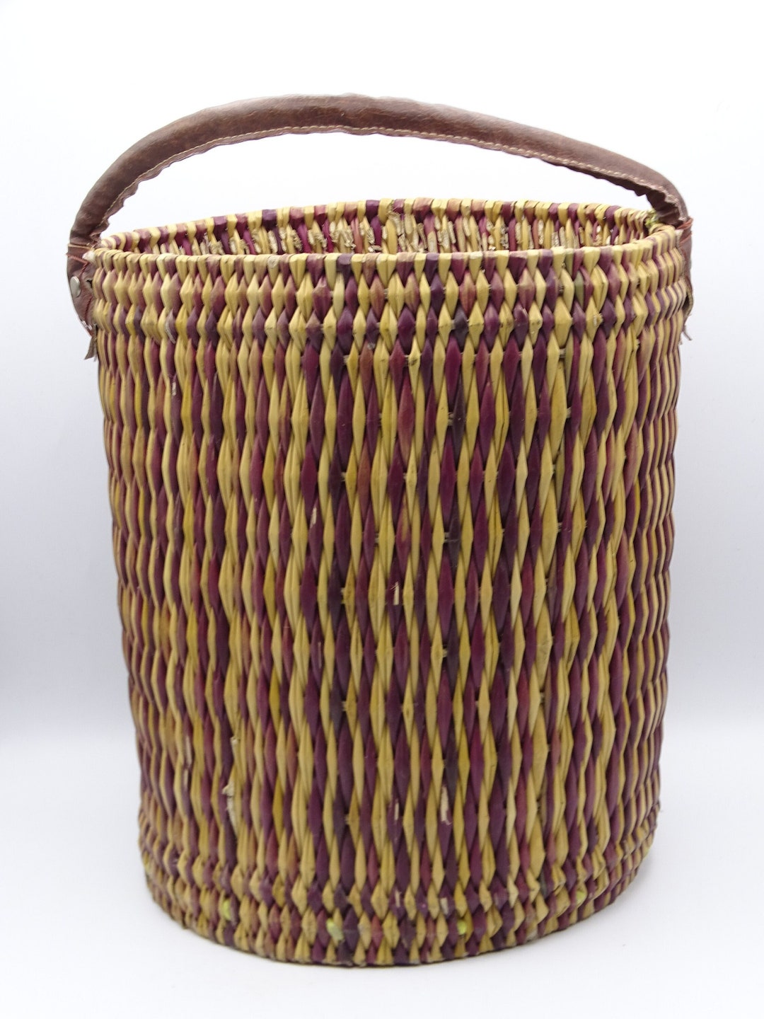 Vintage Straw Storage Basket With a Leather Handle, Decorative Storage