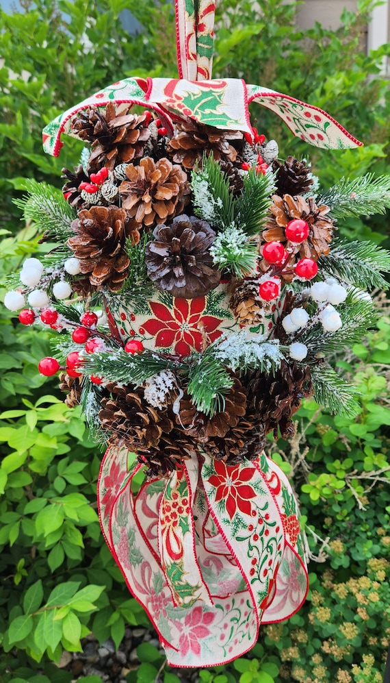 Christmas on sale kissing ball