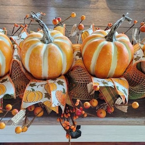 Fall garland, pumpkin garland, Autumn garland, fall mantle garland, farmhouse fall garland, Autumn decor, fall table runner, pumpkin decor