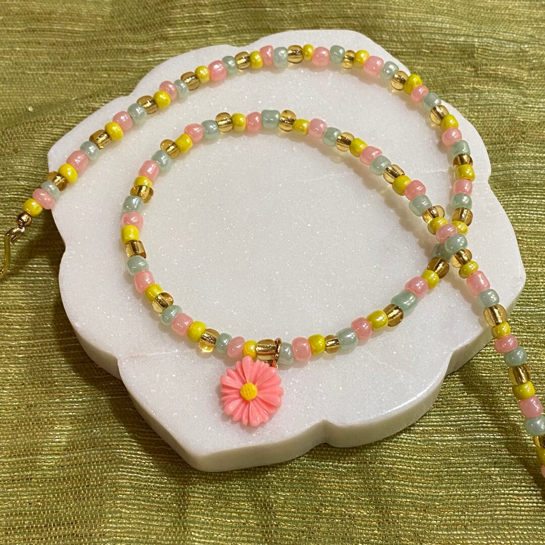 Pastel Beaded Necklace, Pink Jewelry, Flower Charm, Trendy Y2K Beaded