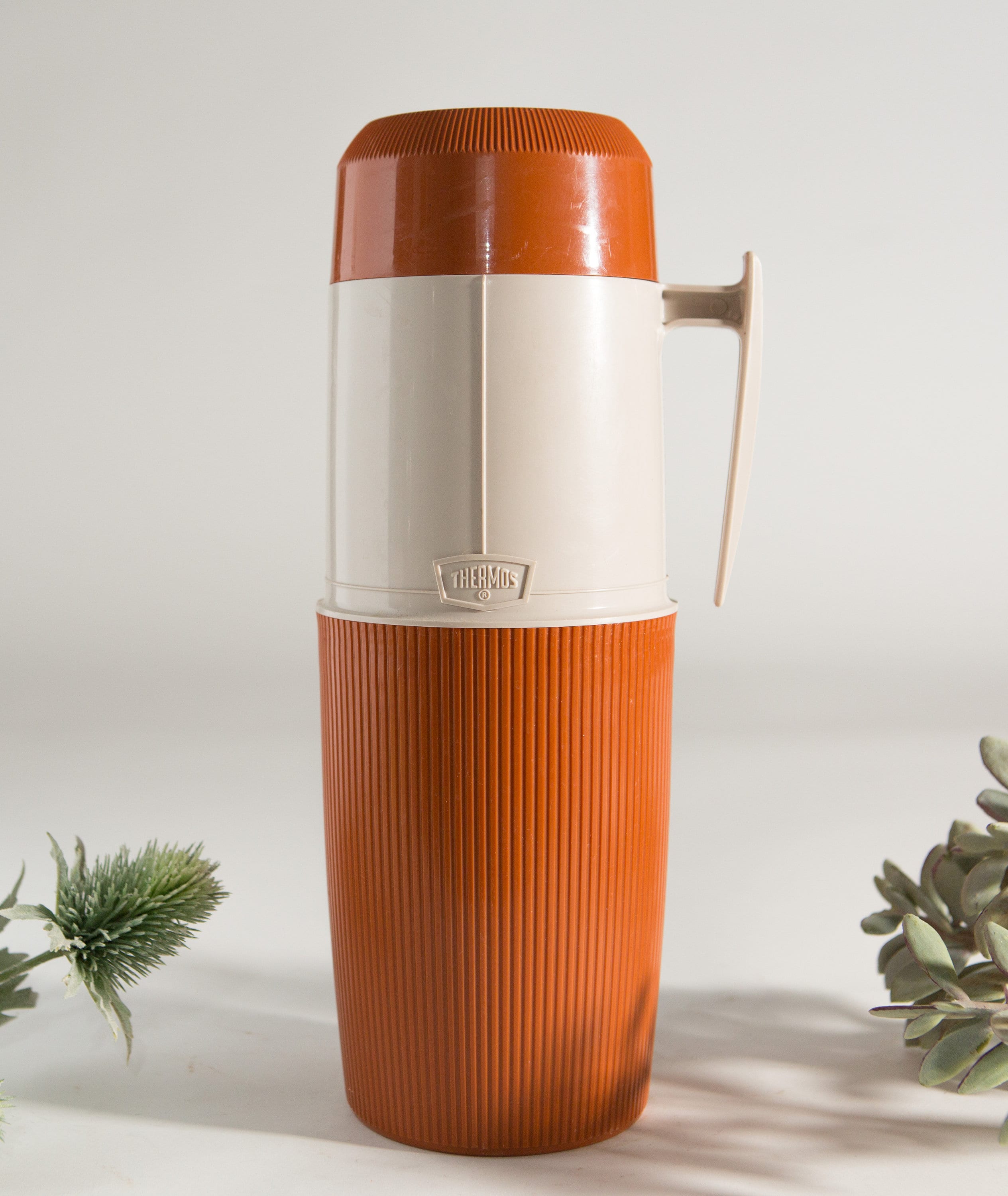 Thermos 6402 Orange and Cream Made in Canada 32 Oz Vintage Camping Work  Picnic Hot and Cold Vacuum Bottle and Cup Glass Insert Insulated 