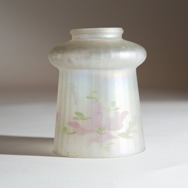 Petite ombre en verre avec motifs de fleurs peintes - Iridescent main soufflé Bell En forme de verre Pendant Chandelier Shade - Victorian Replacement Globe