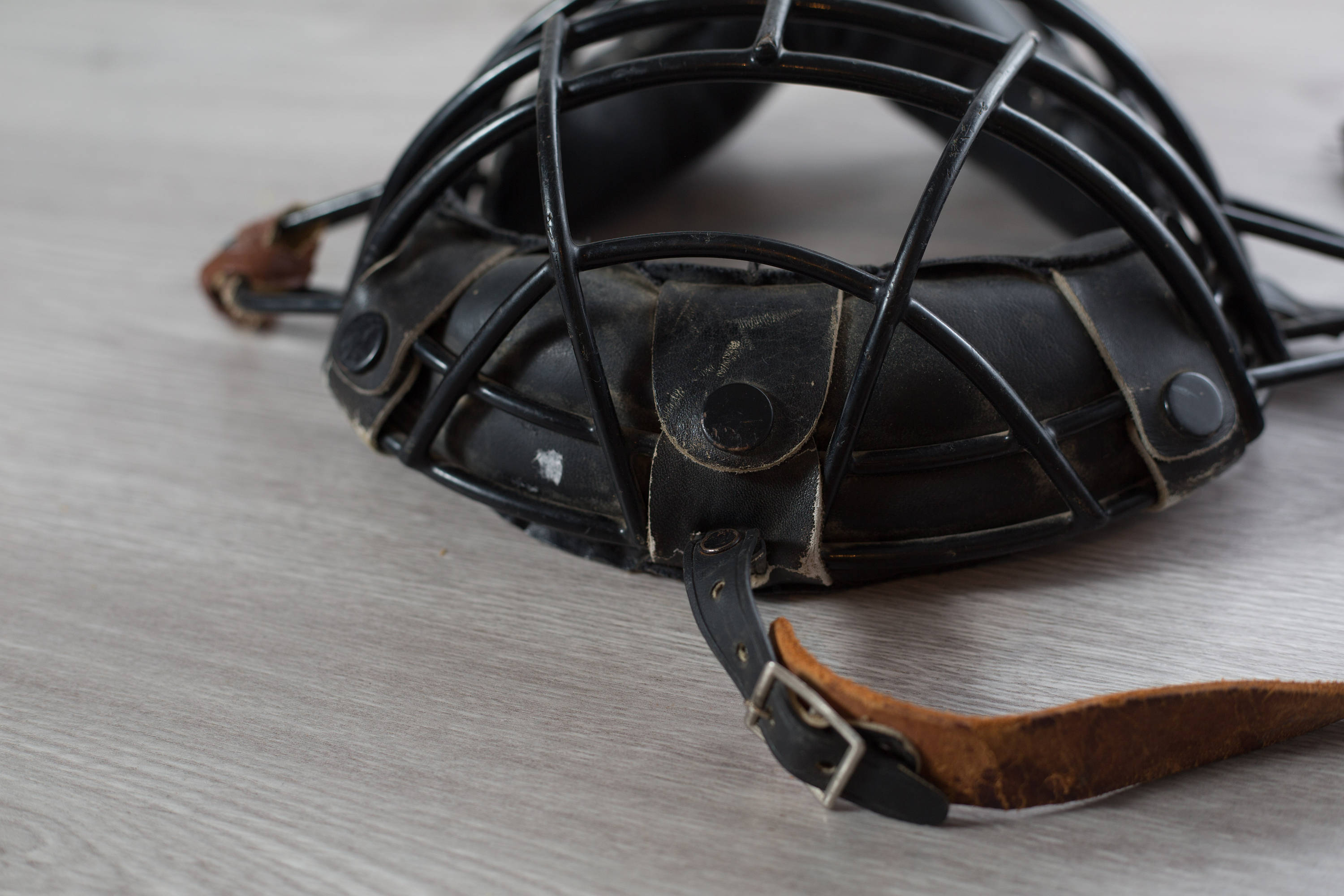 Vintage Baseball Catchers Mask / Antique Sporting Goods / Leather and