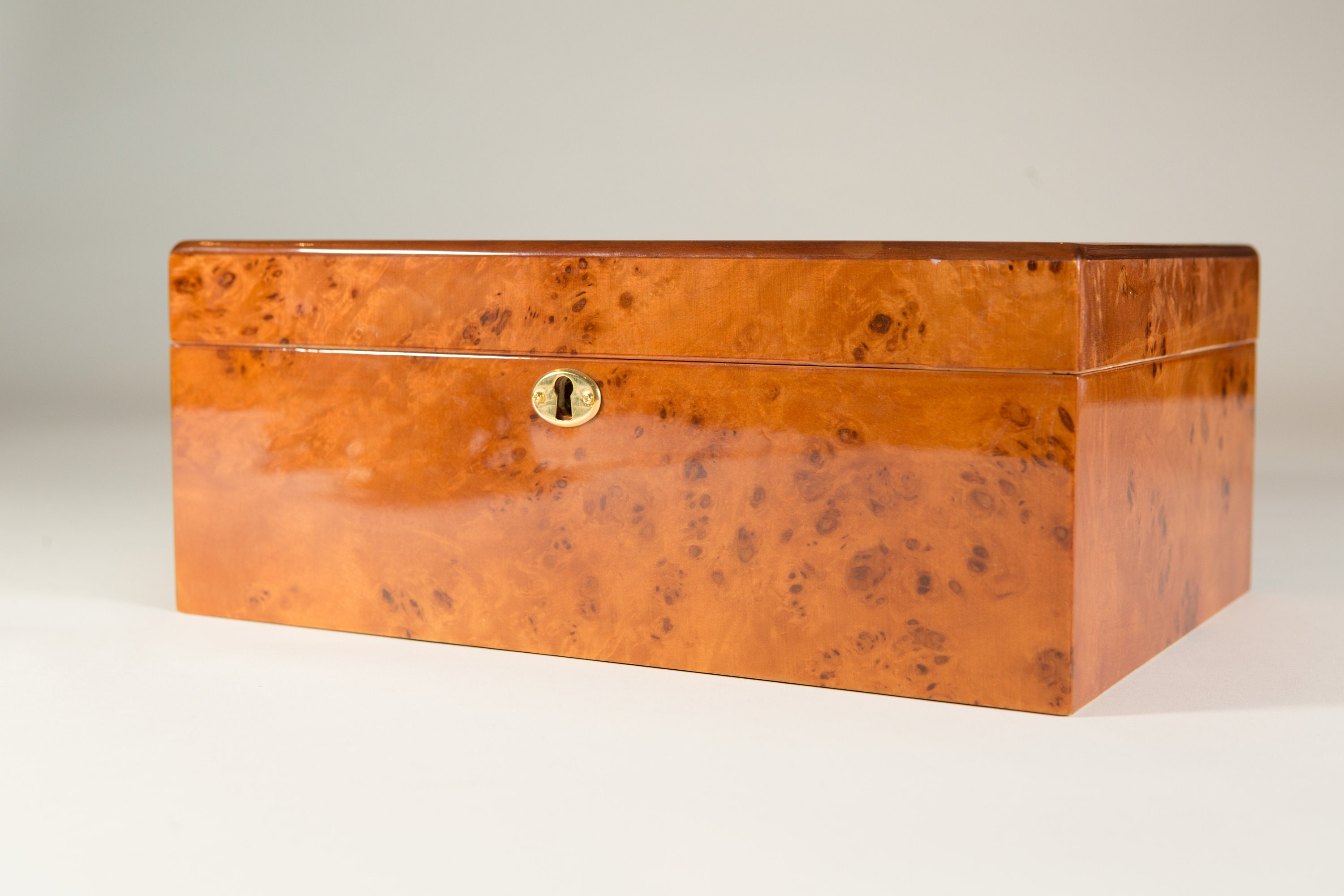 Wood Cigar Humidor Birds Eye Maple Veneer Cedar Wood Cigar Box