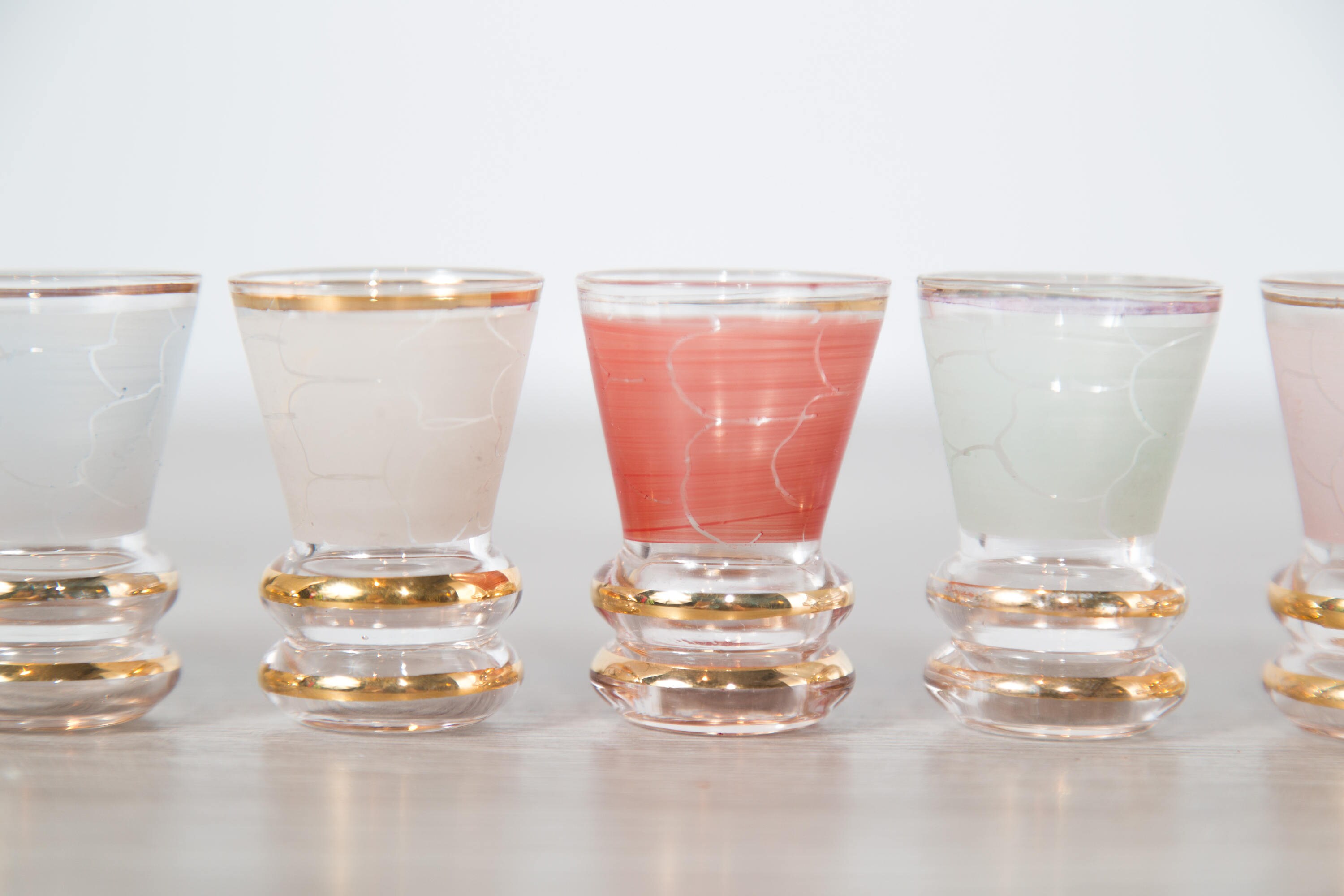 Decanter and Shot Glass Set / Swanky Set of 7 Vintage Frosted Geometric