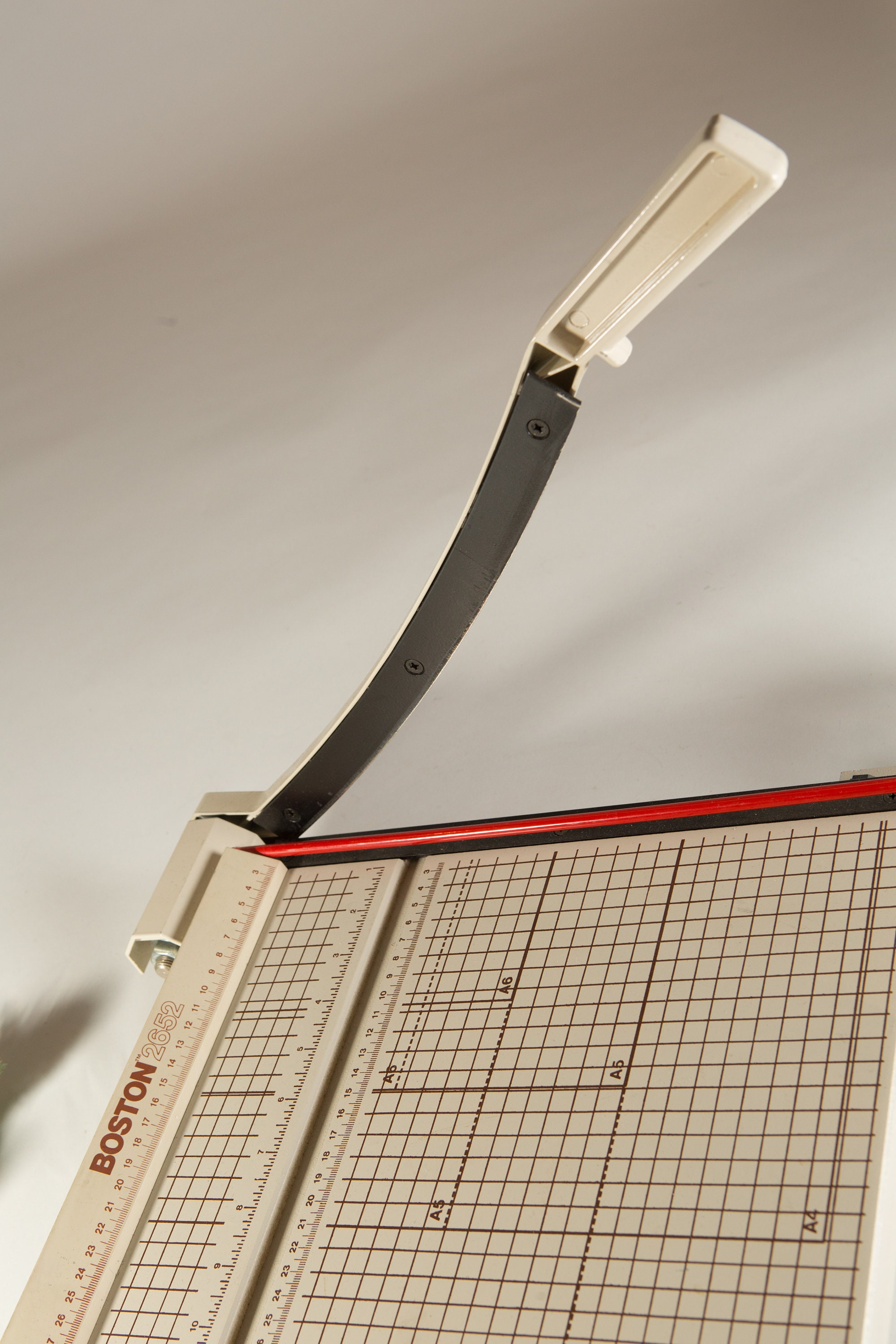 Vintage Paper Cutter Beige Paper Slicer for Office, Classroom, Home