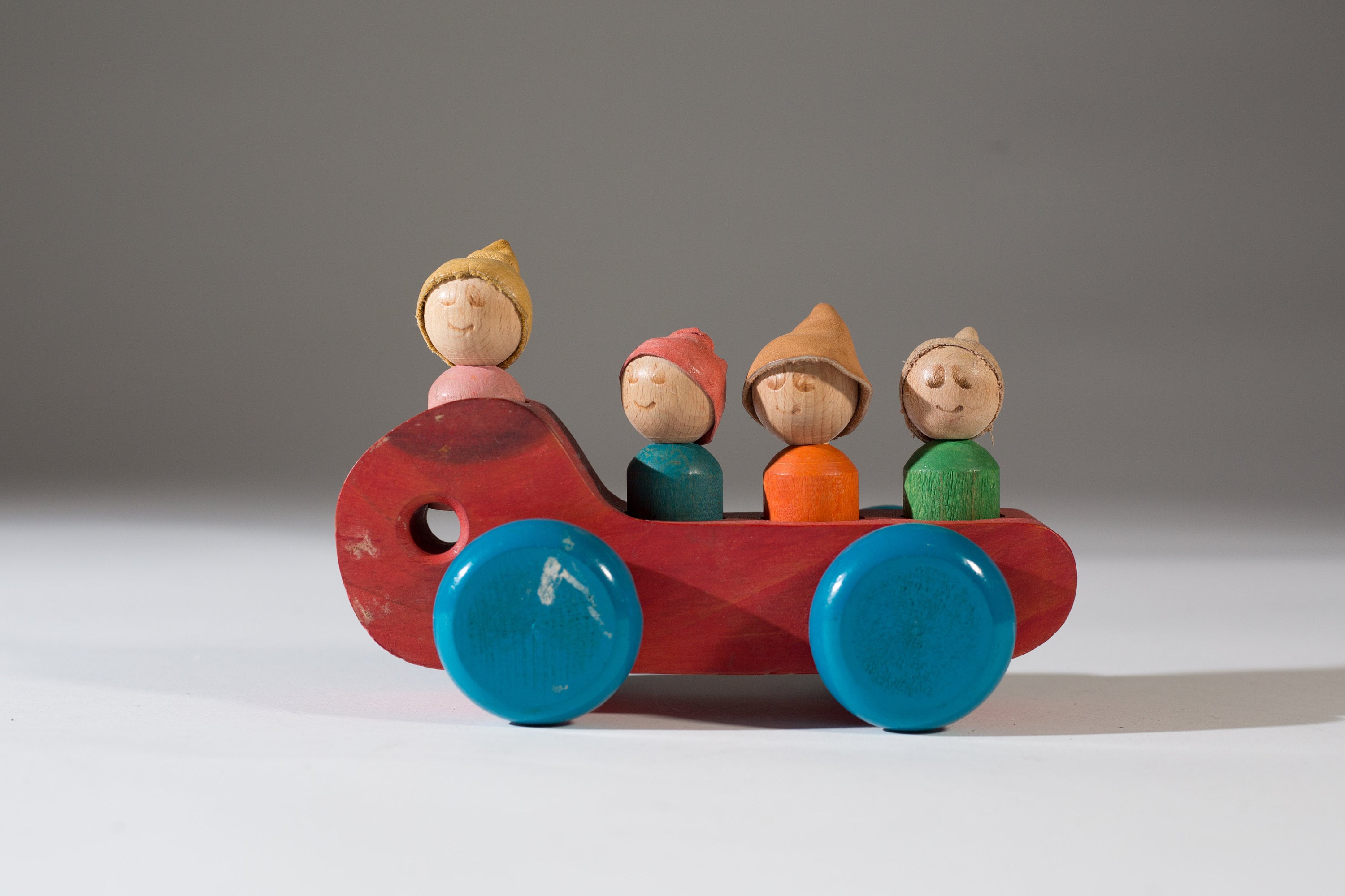 Toy Trolley Wood Carving Boys and Girls Figurines Folk art Artisan