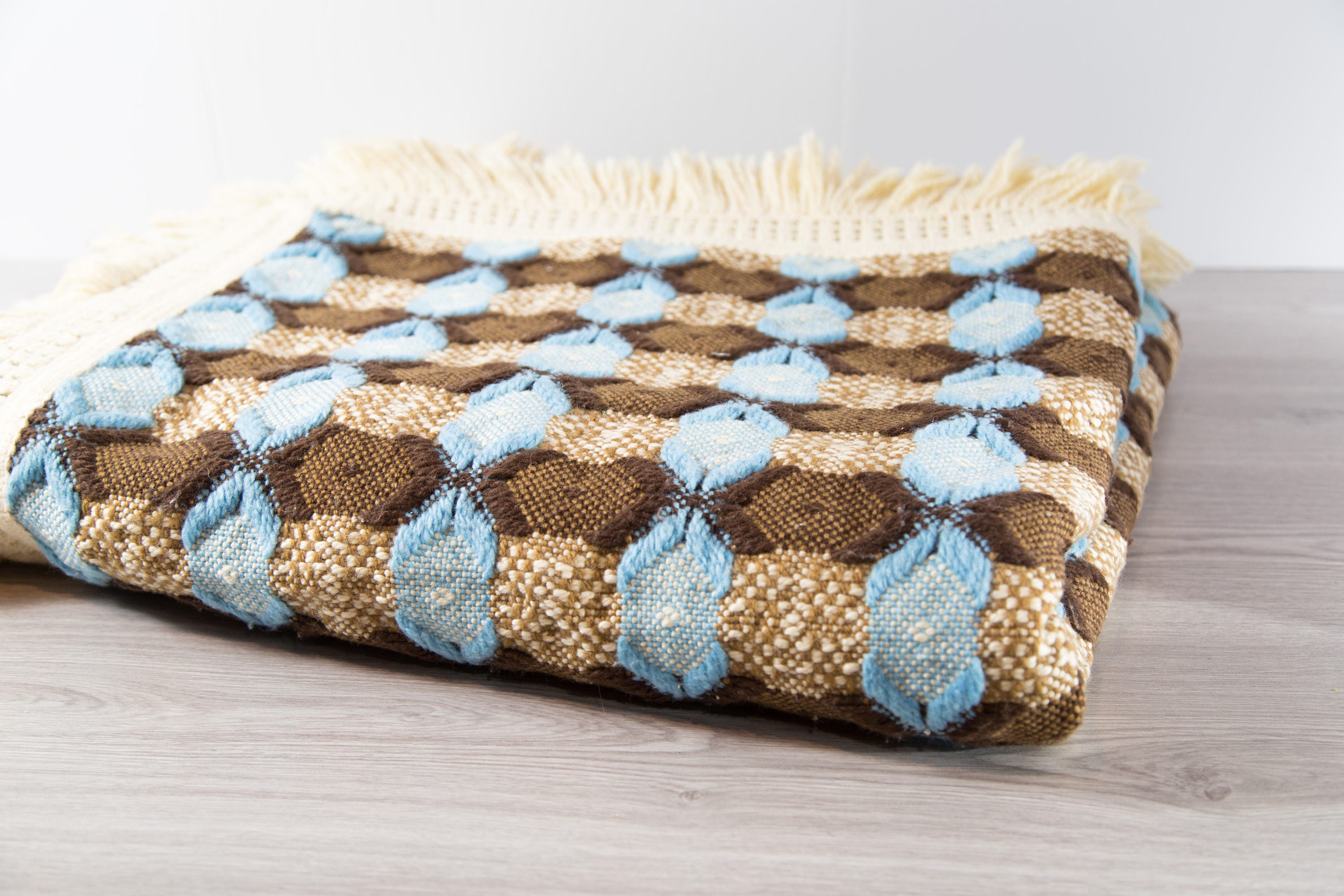 Vintage Woven Blanket / Large Quilted StyleGeometric Diamond Blue and