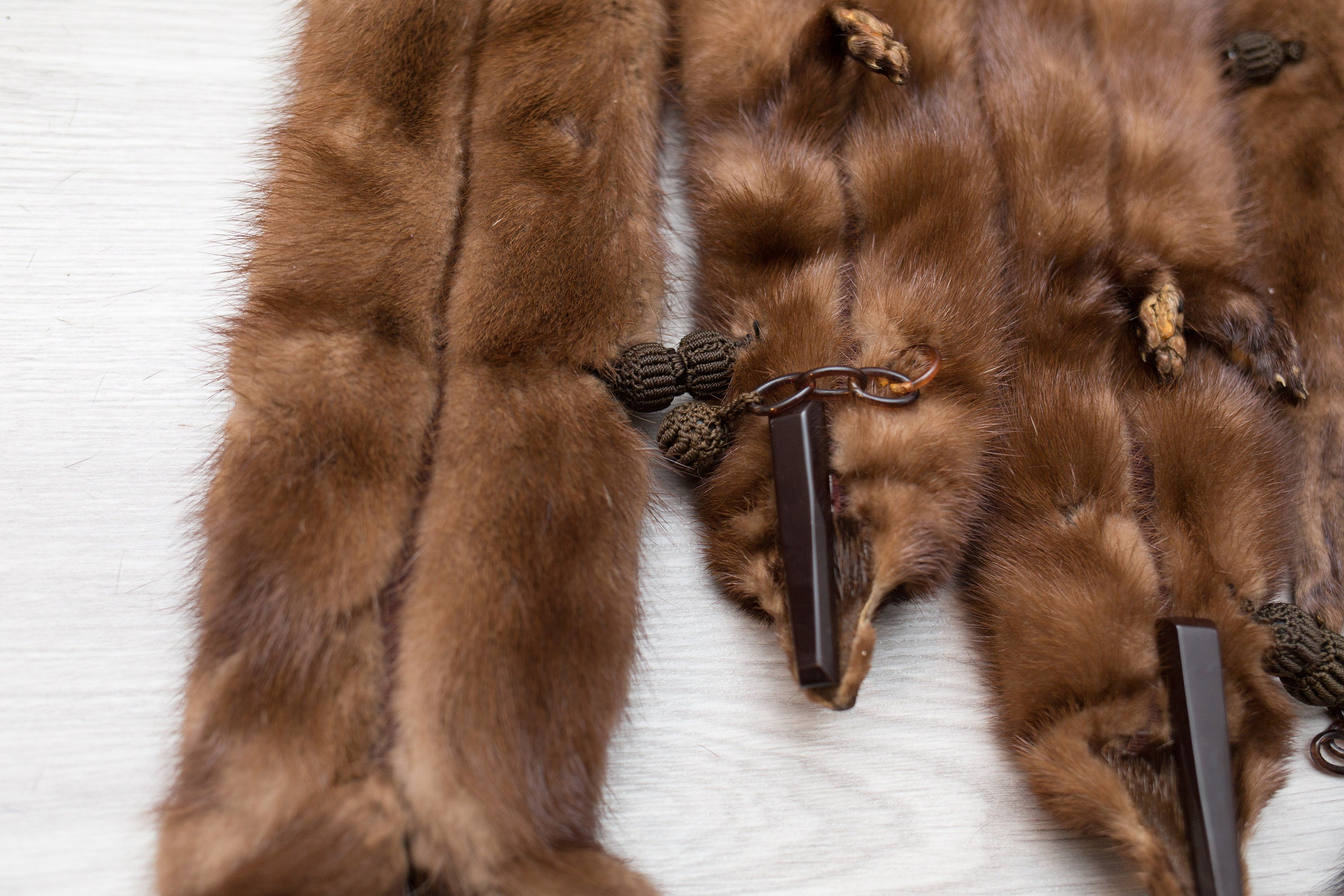 Mink Fur Stole 4 Clip on Mink Pelts and Fur Tail Canadian Brown Fur