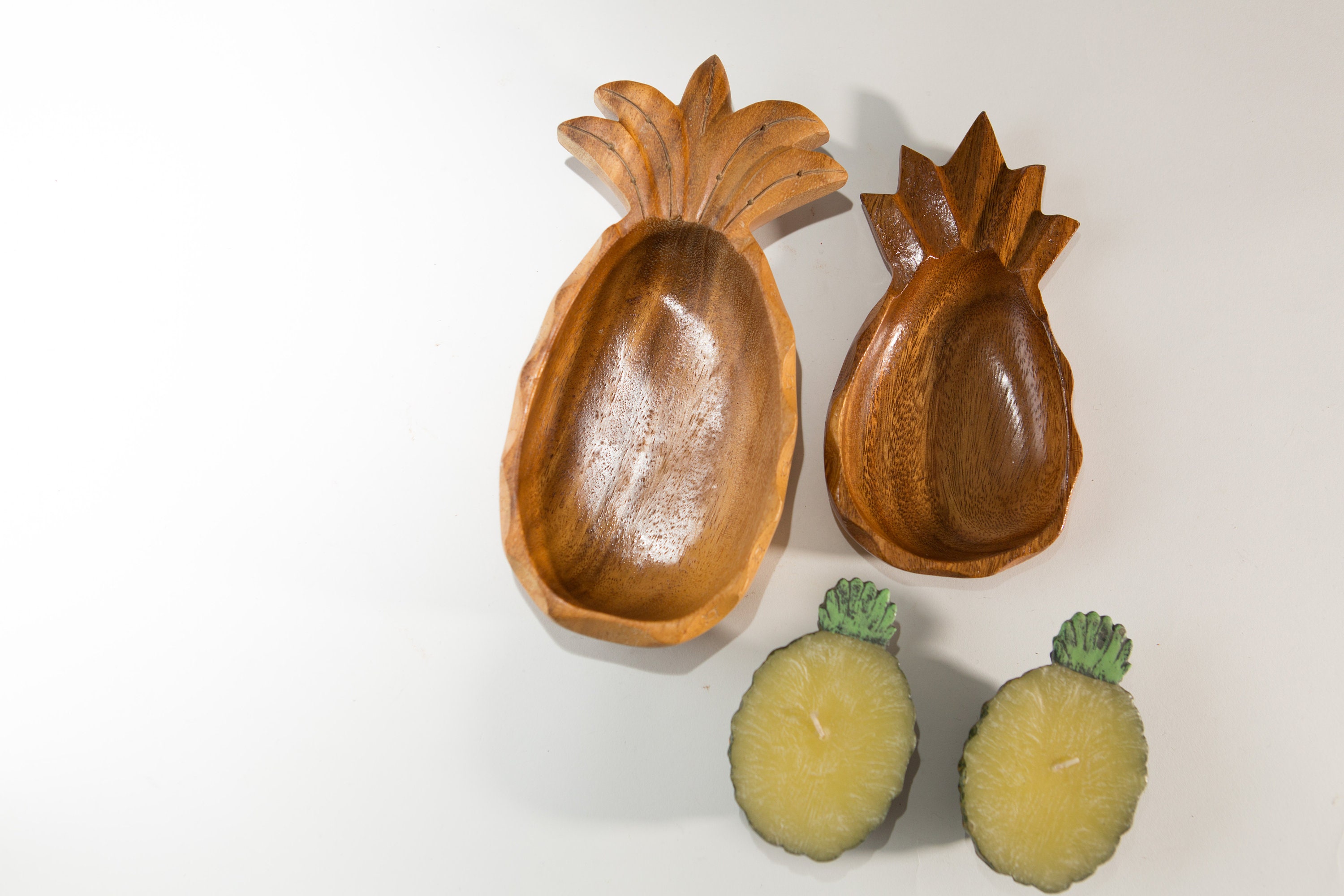 Vintage Pineapple Decor Wood Pineapple Snack Bowls, Candles, Ceramic