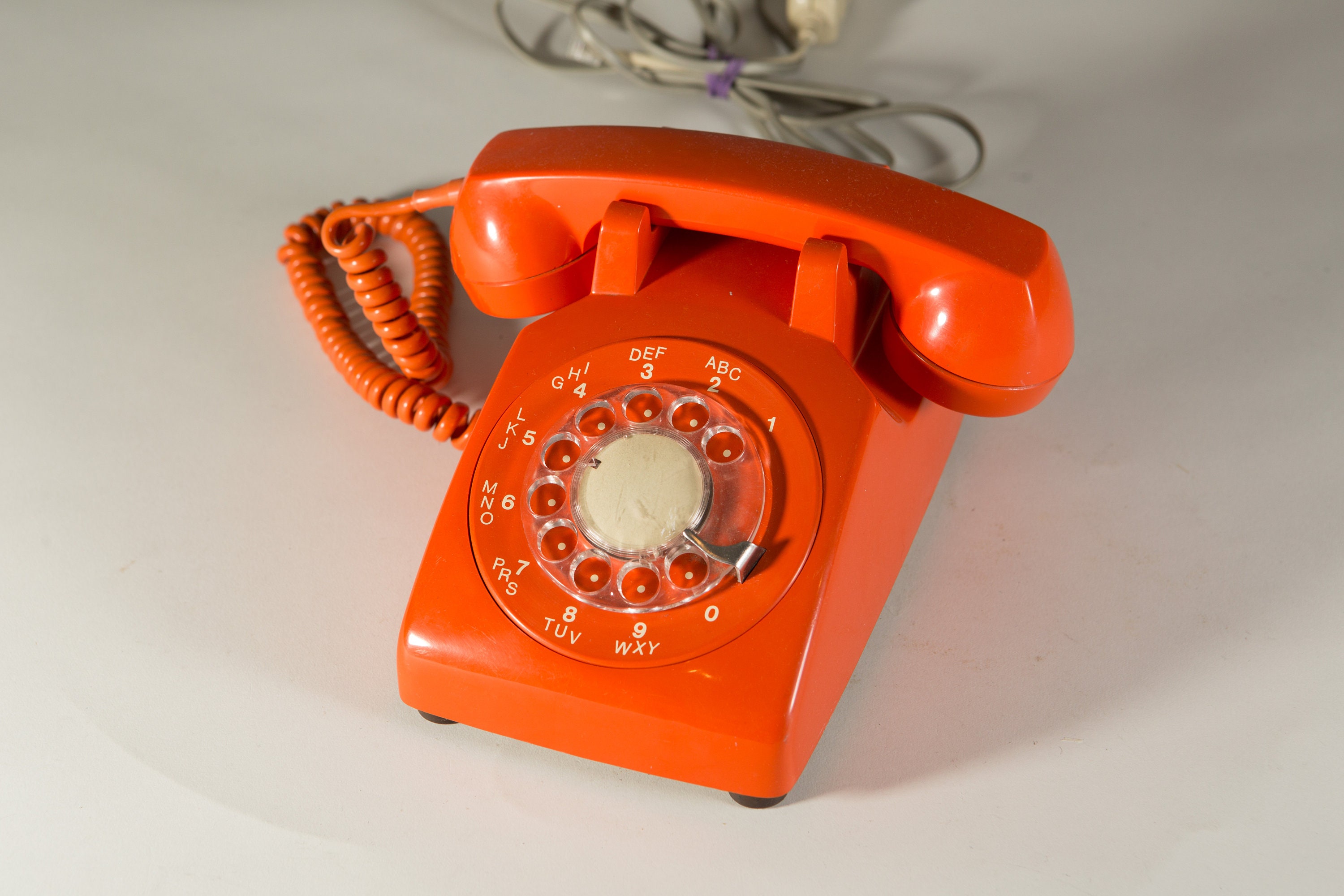 Orange Rotary Phone - Vintage 1970's Circular Rotation Dial Button Phone -  Bright Orange Retro Stranger Things Phone