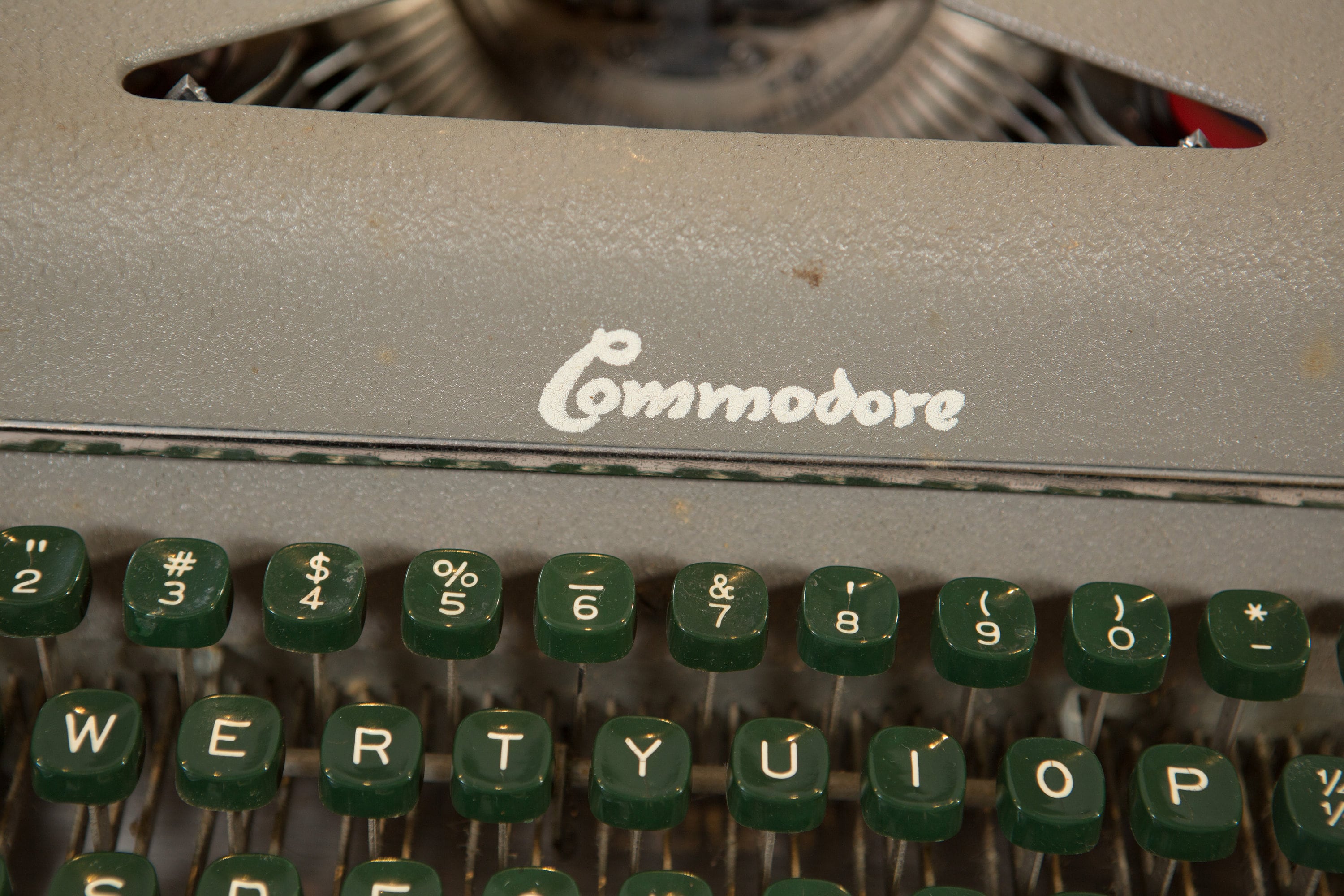 Commodore Typewriter Vintage WORKING Grey Portable Typewriter with