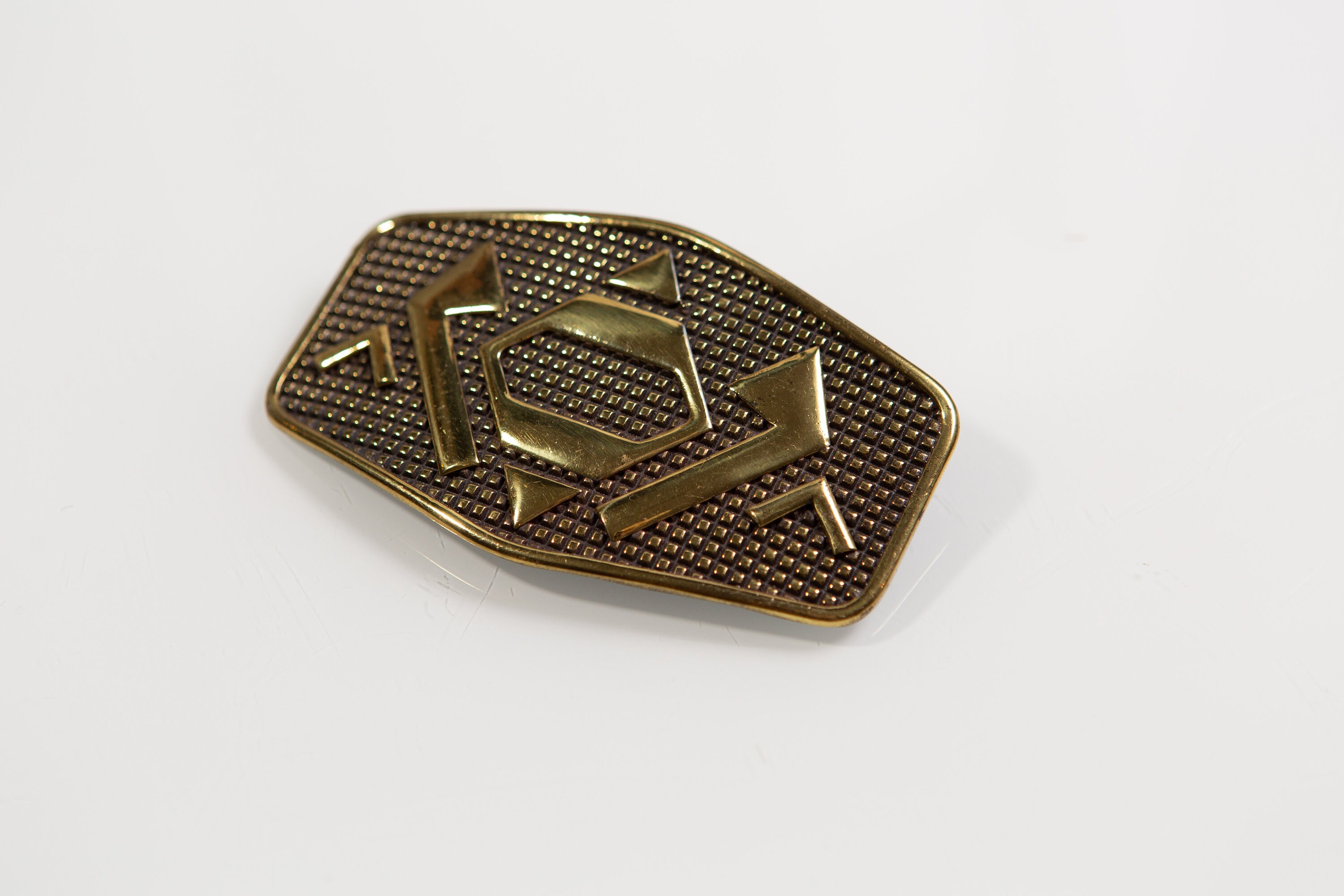 Modern belt buckles online