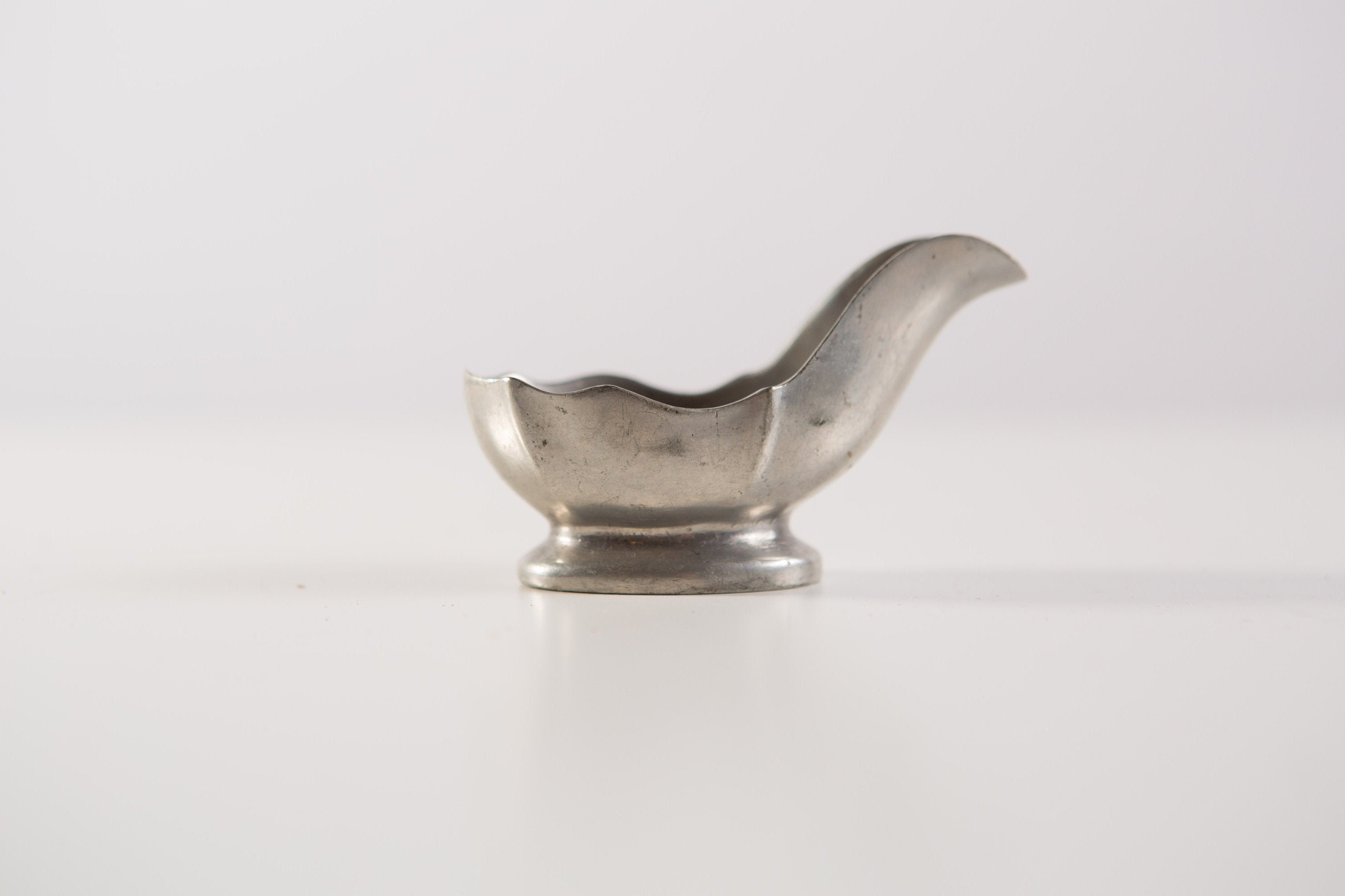 Dunhill Crown & Rose Pewter Pipe Holder Made in London