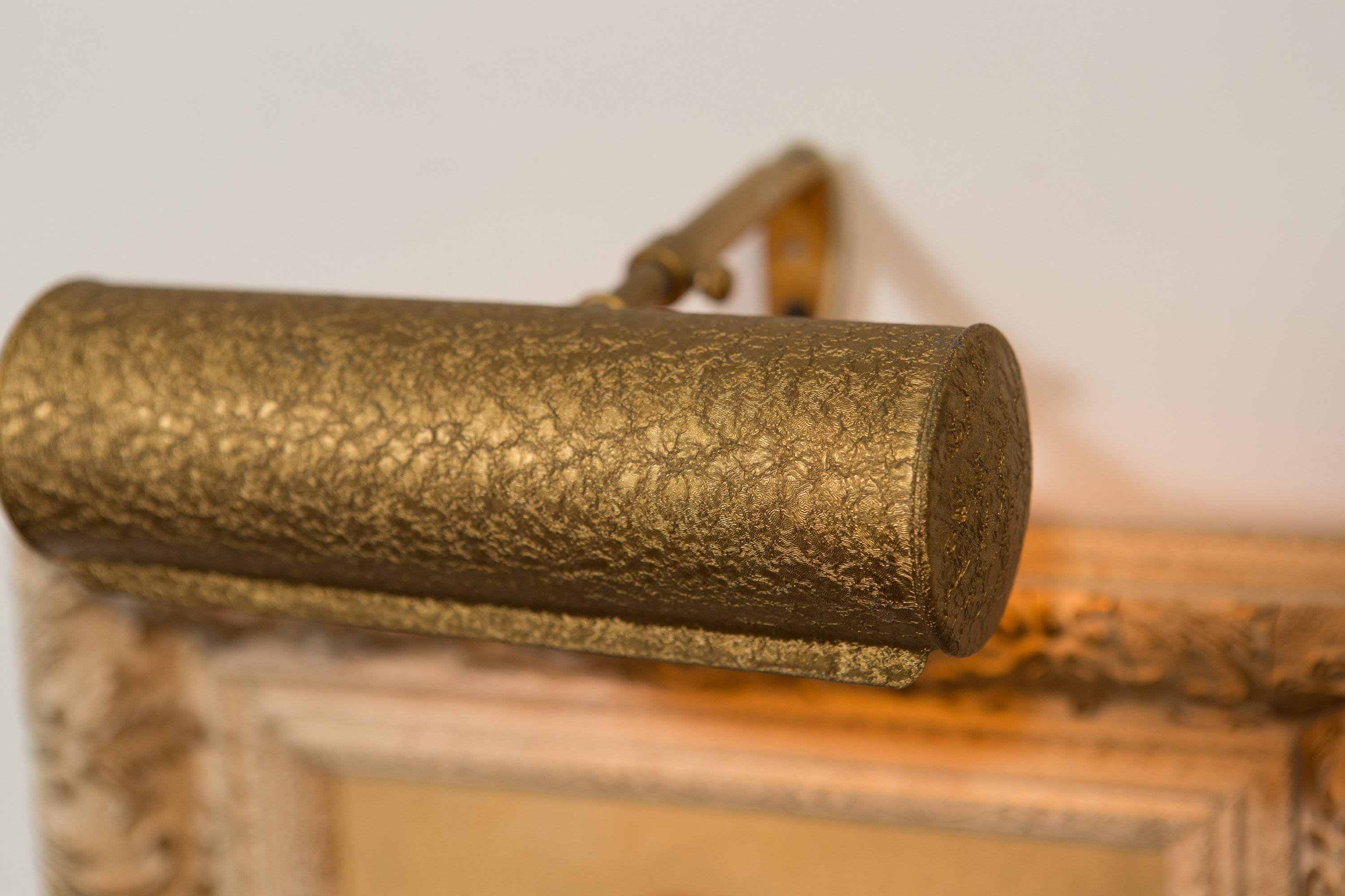 Wall Picture Light - Vintage Antique Brass Colored Adjustable Metal