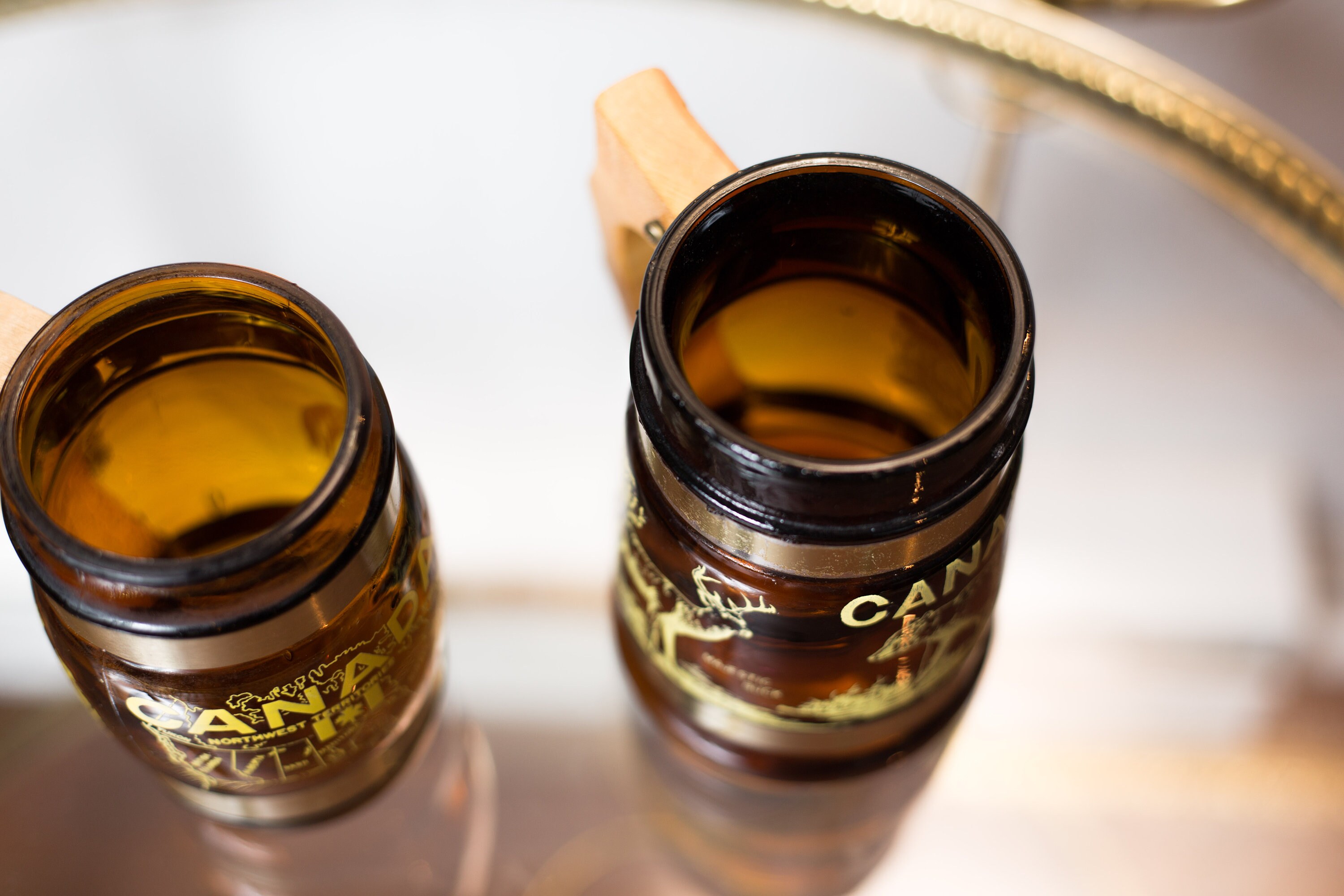 2 Vintage Beer Mugs Brown Glass Canadian Souvenir Mugs with Wood