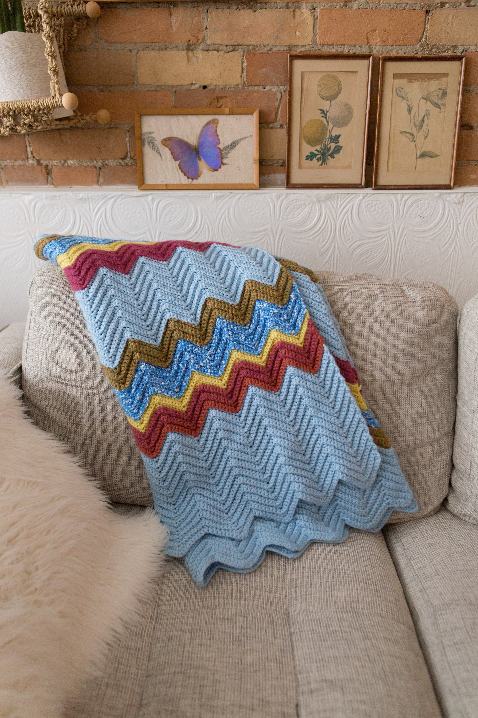 Vintage Knitted Throw Baby Blue Rosette Granny Afghan Chevron Blanket